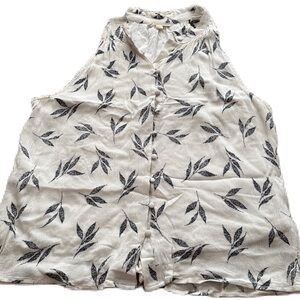 Gilli Sleeveless White Top Black Leaf Print V-Neck Button Front High Collar L